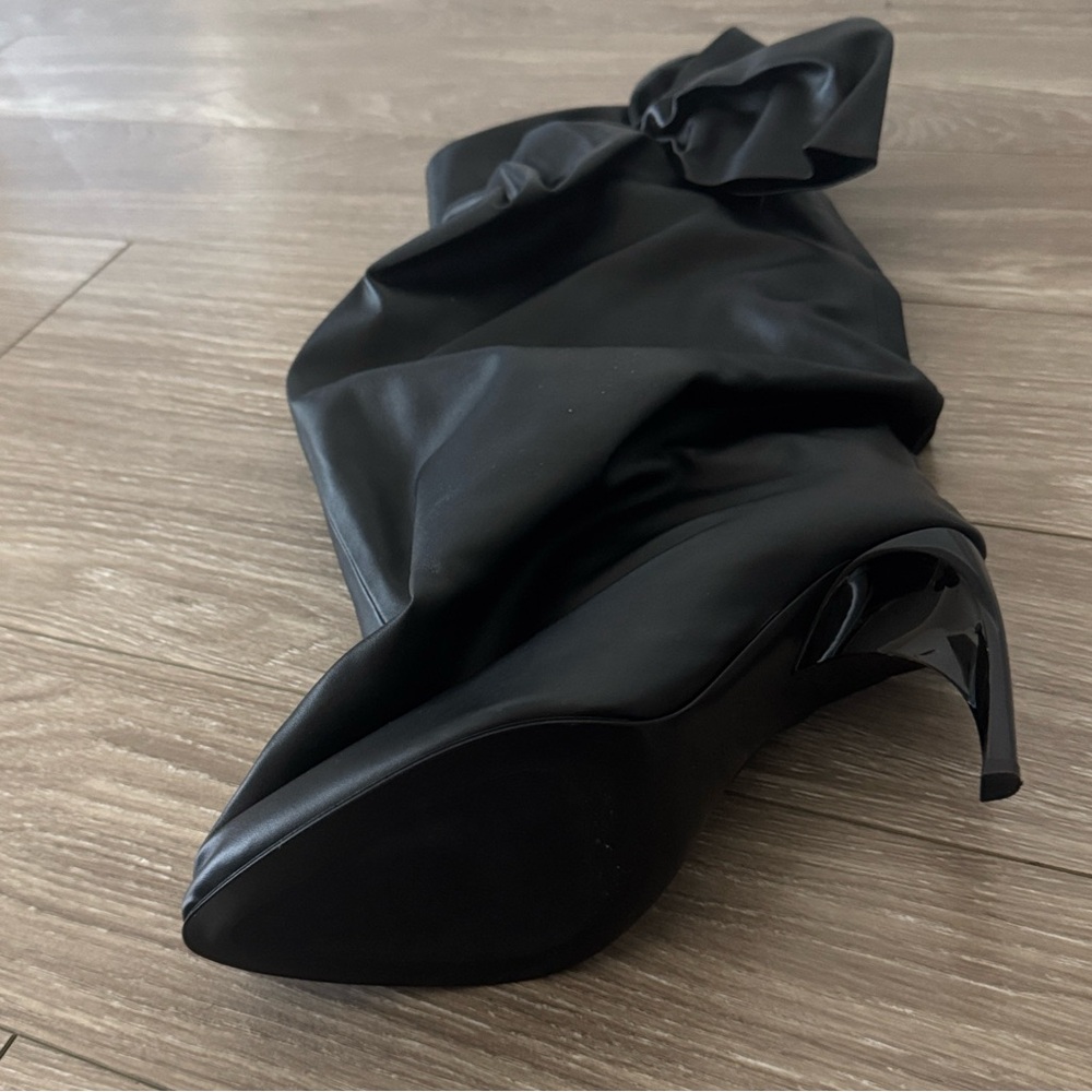Alexander McQueen Black Heeled Boots - Picture 3 of 4